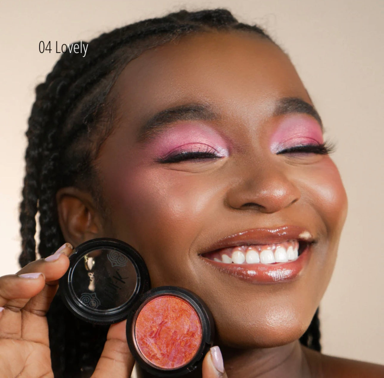 RUBOR ANI-K MAKEUP